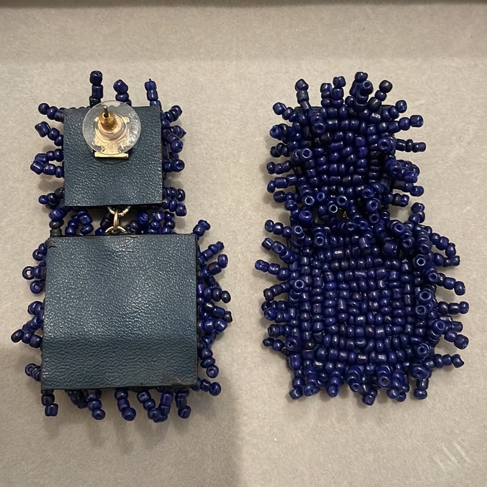 Bauble Bar Navy Beaded Earrings - Picture 3 of 3